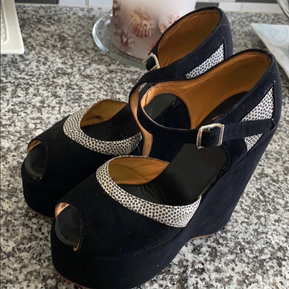 “Vintage” wedges